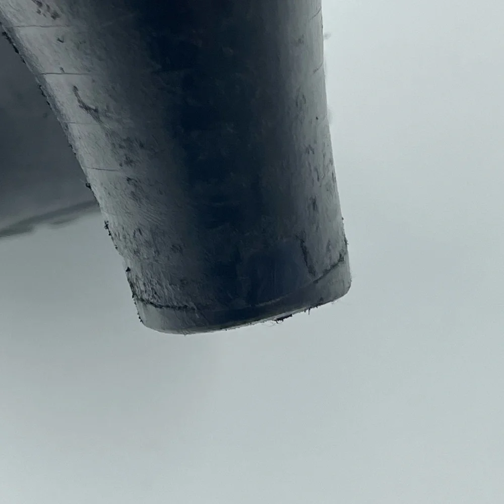 Black Pebbled Leather Faux Stacked Heel Børn Shootie Bootie, Size 7 - Picture 11 of 11